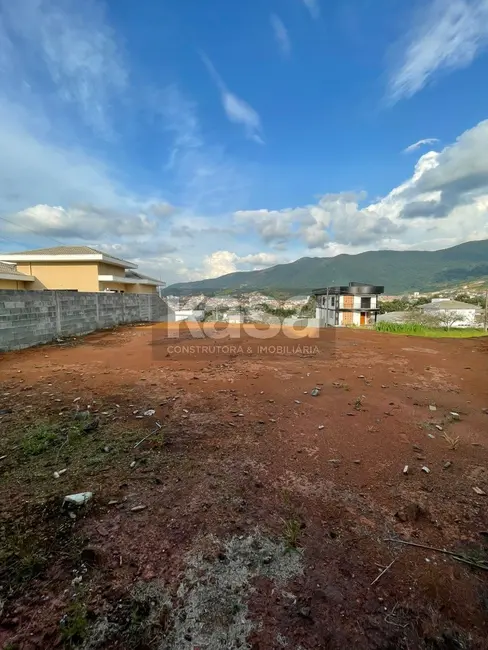 Foto 2 de Terreno / Lote à venda, 400m2 em Extrema - MG