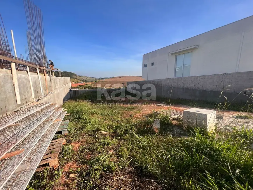 Foto 2 de Terreno / Lote à venda, 400m2 em Braganca Paulista - SP