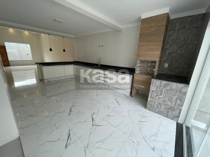 Casa com 3 quartos à venda, 139m2 em Jardim Vista Alegre, Braganca Paulista - SP - imagem 3 Foto 3 de Casa com 3 quartos à venda, 139m2 em Jardim Vista Alegre, Braganca Paulista - SP