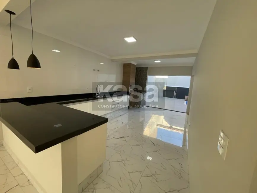 Casa com 3 quartos à venda, 139m2 em Jardim Vista Alegre, Braganca Paulista - SP - imagem 4 Foto 4 de Casa com 3 quartos à venda, 139m2 em Jardim Vista Alegre, Braganca Paulista - SP