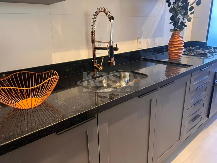 Foto 6 de Apartamento com 2 quartos à venda, 61m2 em Atibaia - SP