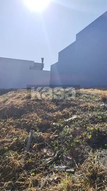 Foto 3 de Terreno / Lote à venda, 140m2 em Braganca Paulista - SP