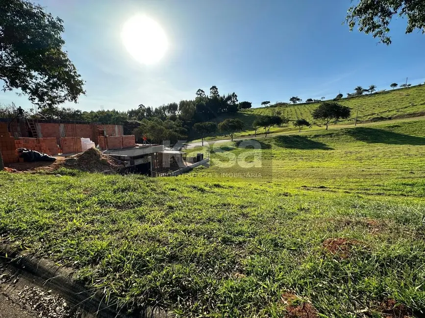 Foto 1 de Terreno / Lote à venda, 600m2 em Braganca Paulista - SP