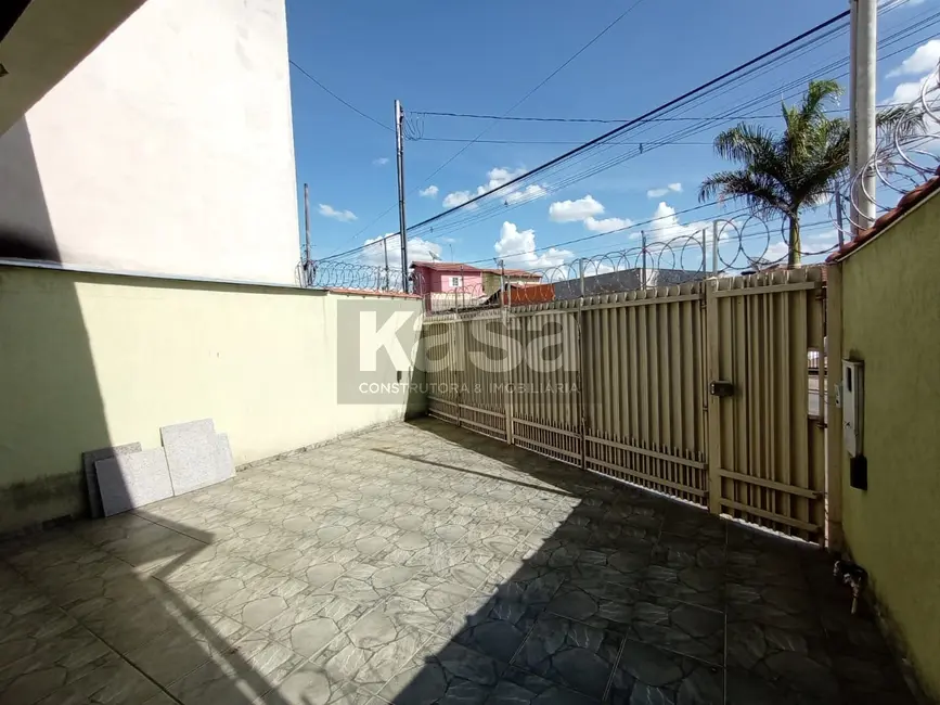 Casa com 4 quartos à venda, 120m2 em Parque Brasil, Braganca Paulista - SP - imagem 4 Foto 4 de Casa com 4 quartos à venda, 120m2 em Parque Brasil, Braganca Paulista - SP