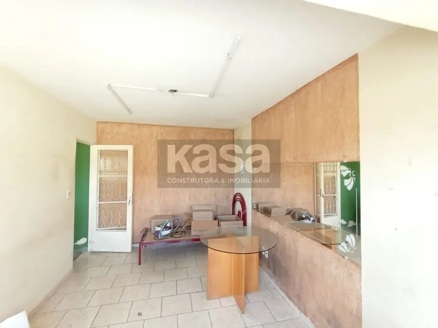 Casa com 4 quartos à venda, 120m2 em Parque Brasil, Braganca Paulista - SP - imagem 6 Foto 6 de Casa com 4 quartos à venda, 120m2 em Parque Brasil, Braganca Paulista - SP