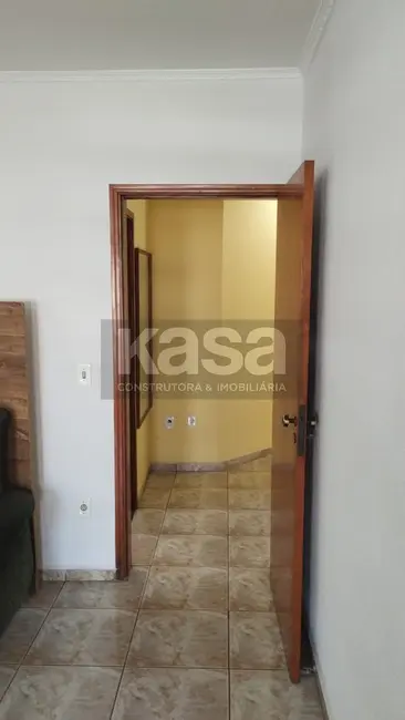 Casa com 3 quartos à venda, 191m2 em Jardim São Lourenço, Braganca Paulista - SP - imagem 3 Foto 3 de Casa com 3 quartos à venda, 191m2 em Jardim São Lourenço, Braganca Paulista - SP