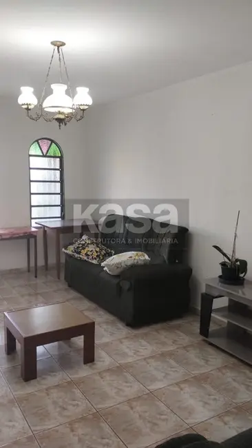 Casa com 3 quartos à venda, 191m2 em Jardim São Lourenço, Braganca Paulista - SP - imagem 4 Foto 4 de Casa com 3 quartos à venda, 191m2 em Jardim São Lourenço, Braganca Paulista - SP