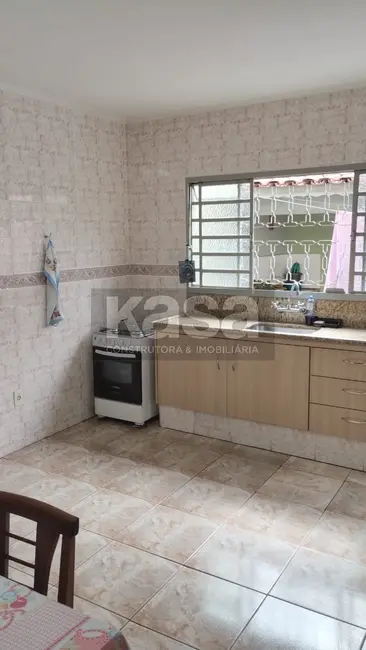 Casa com 3 quartos à venda, 191m2 em Jardim São Lourenço, Braganca Paulista - SP - imagem 8 Foto 8 de Casa com 3 quartos à venda, 191m2 em Jardim São Lourenço, Braganca Paulista - SP