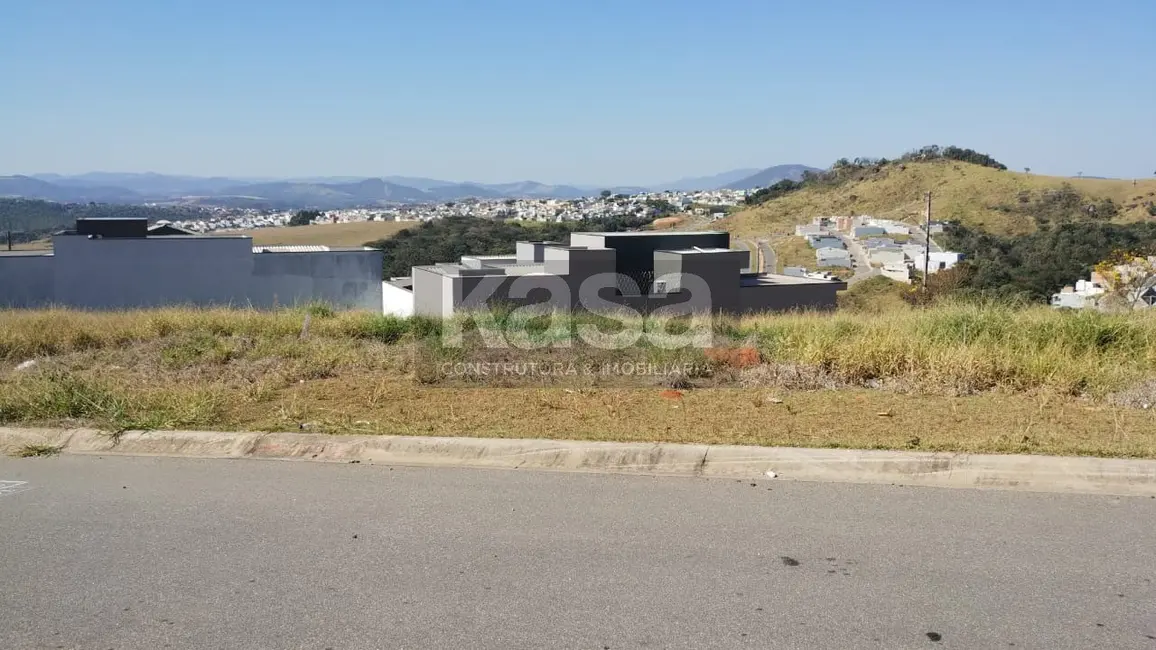 Foto 1 de Terreno / Lote à venda, 160m2 em Braganca Paulista - SP