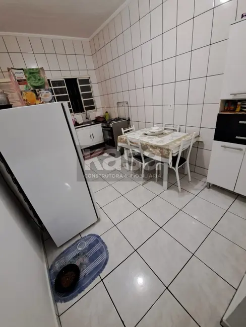 Foto 2 de Casa com 2 quartos à venda, 74m2 em Jardim São Miguel, Braganca Paulista - SP