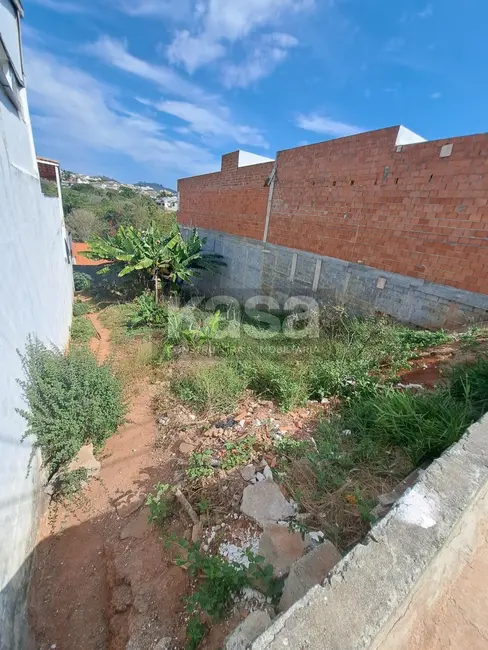 Foto 2 de Terreno / Lote à venda, 300m2 em Jardim Primavera, Braganca Paulista - SP