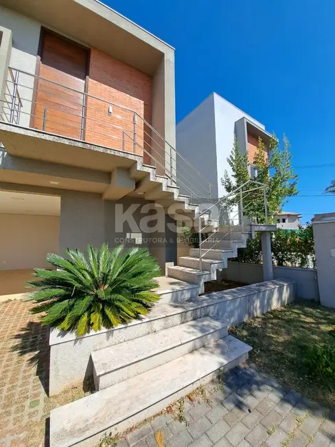 Casa com 3 quartos à venda, 189m2 em Braganca Paulista - SP - imagem 4 Foto 4 de Casa com 3 quartos à venda, 189m2 em Braganca Paulista - SP