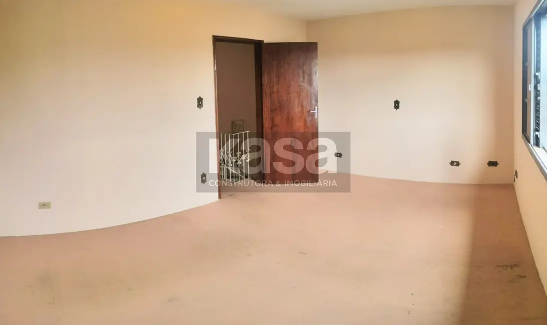 Foto 6 de Casa com 3 quartos à venda, 205m2 em Braganca Paulista - SP