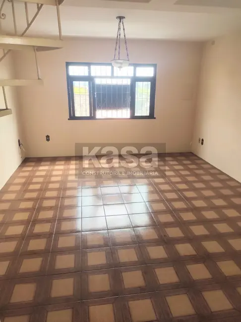 Foto 4 de Casa com 3 quartos à venda, 205m2 em Braganca Paulista - SP