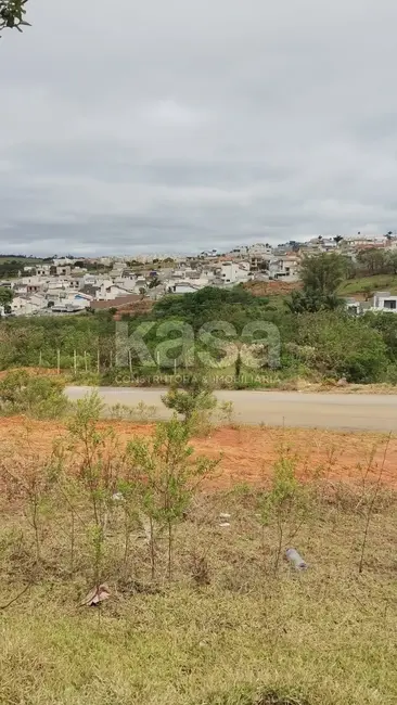 Foto 3 de Terreno / Lote à venda, 308m2 em Braganca Paulista - SP