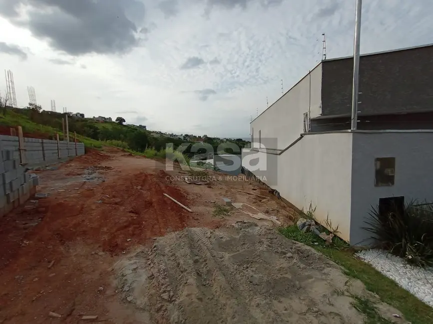 Foto 7 de Terreno / Lote à venda, 296m2 em Braganca Paulista - SP