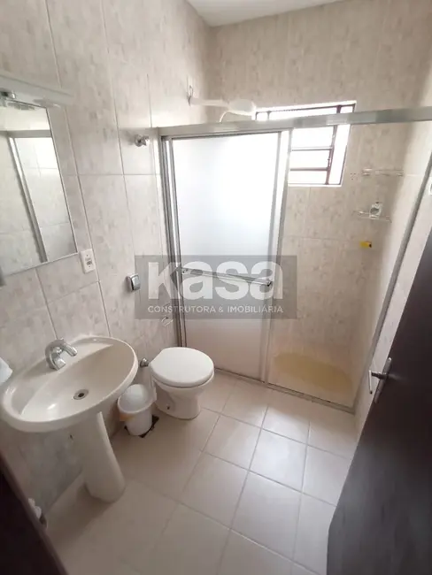 Foto 23 de Casa com 3 quartos para alugar, 160m2 em Jardim São José, Braganca Paulista - SP