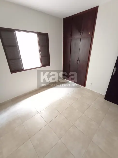 Foto 31 de Casa com 3 quartos para alugar, 160m2 em Jardim São José, Braganca Paulista - SP