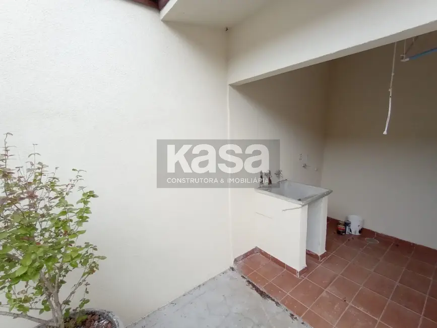 Foto 11 de Casa com 3 quartos para alugar, 160m2 em Jardim São José, Braganca Paulista - SP