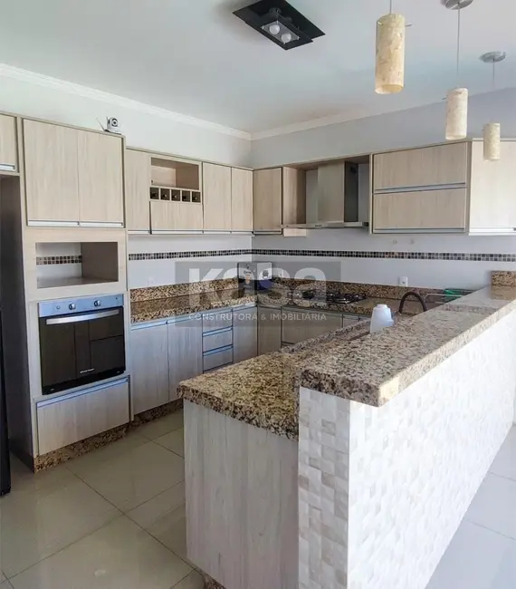 Foto 3 de Casa de Condomínio com 3 quartos à venda, 180m2 em Condomínio Portal da Serra, Braganca Paulista - SP