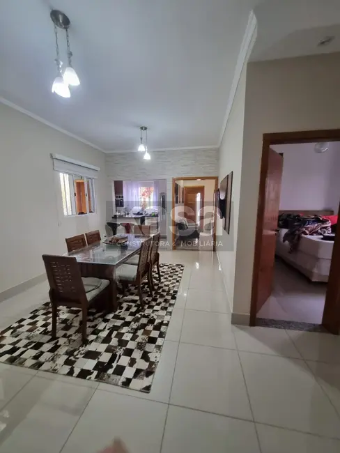 Foto 4 de Casa com 3 quartos à venda, 150m2 em Residencial dos Ipês III, Braganca Paulista - SP