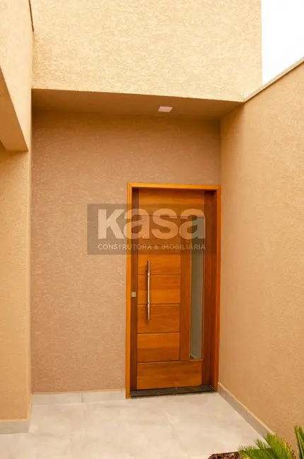 Casa com 3 quartos à venda, 150m2 em Braganca Paulista - SP - imagem 3 Foto 3 de Casa com 3 quartos à venda, 150m2 em Braganca Paulista - SP