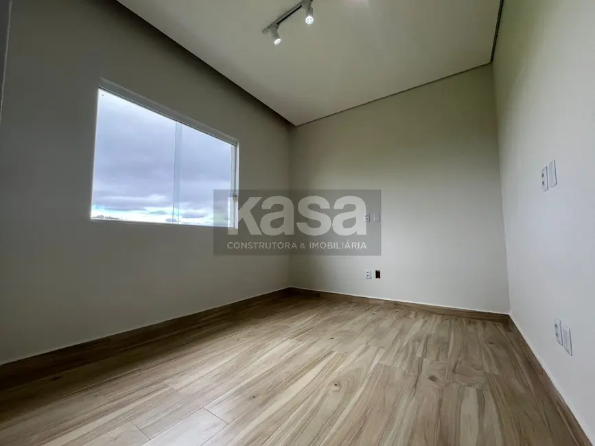 Foto 6 de Casa com 3 quartos à venda, 120m2 em Braganca Paulista - SP