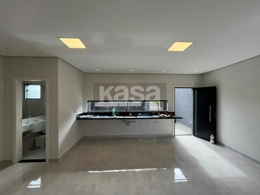 Foto 2 de Casa com 3 quartos à venda, 120m2 em Braganca Paulista - SP