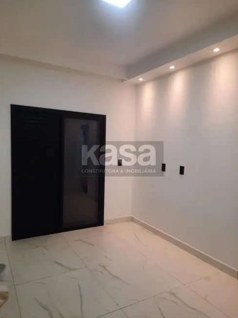 Casa com 3 quartos à venda, 121m2 em Braganca Paulista - SP - imagem 6 Foto 6 de Casa com 3 quartos à venda, 121m2 em Braganca Paulista - SP