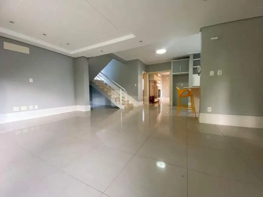 Foto 2 de Casa com 4 quartos à venda, 350m2 em Santo Antão, Bento Goncalves - RS