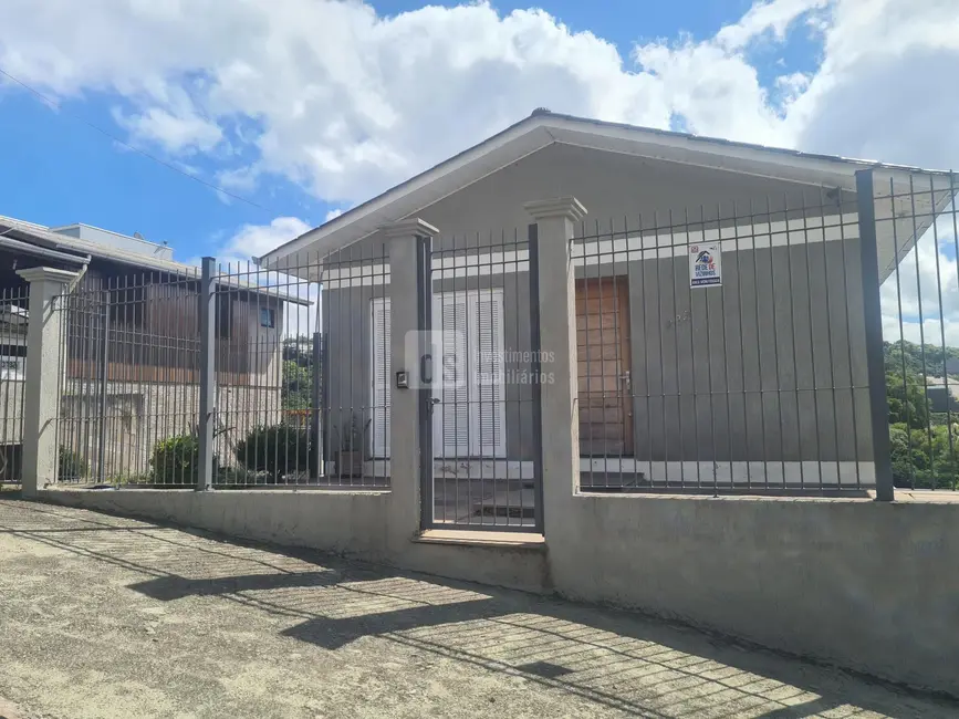 Foto 2 de Casa com 2 quartos à venda, 136m2 em Universitário, Bento Goncalves - RS
