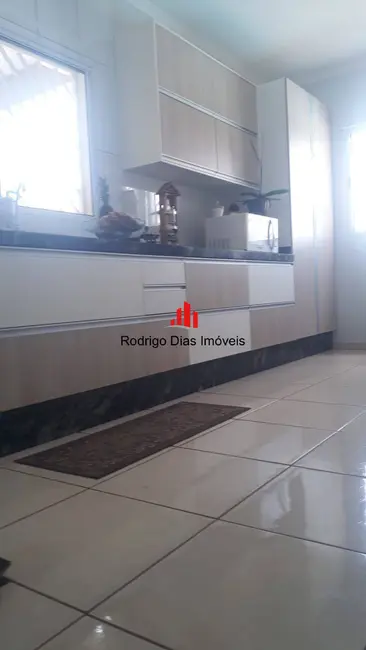 Foto 3 de Chácara com 2 quartos à venda, 154m2 em Maracanã, Jarinu - SP