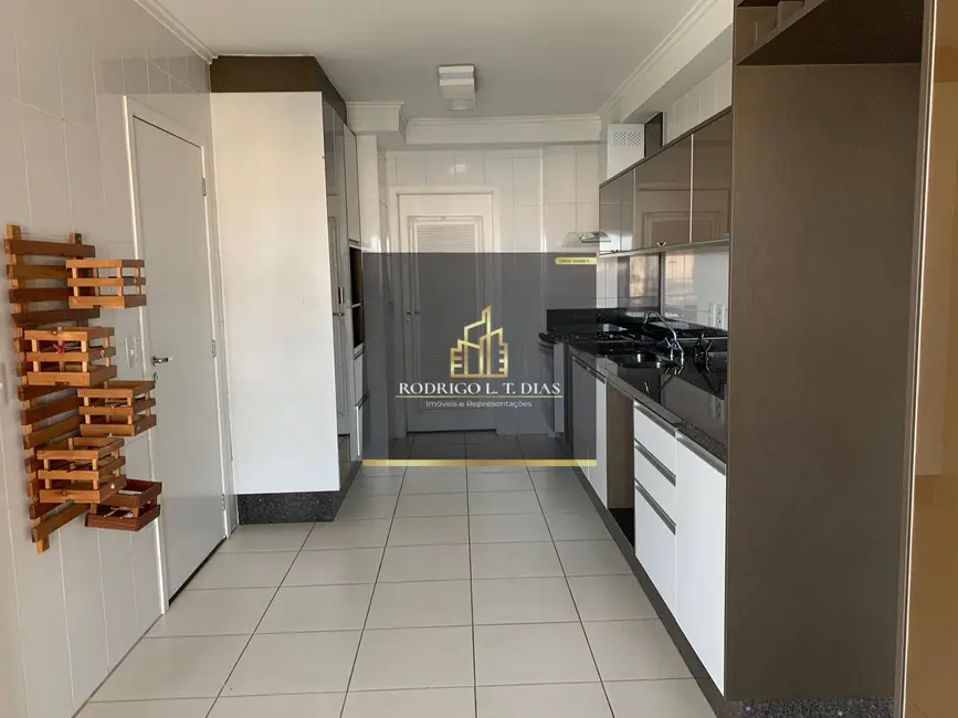 Foto 2 de Apartamento com 4 quartos à venda, 216m2 em Jardim São Bento, Jundiai - SP