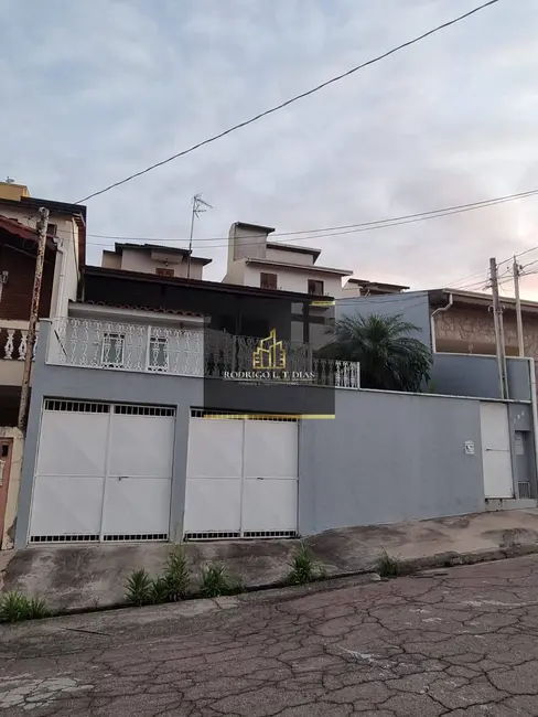 Foto 2 de Casa com 3 quartos à venda, 350m2 em Jardim Itália, Jundiai - SP