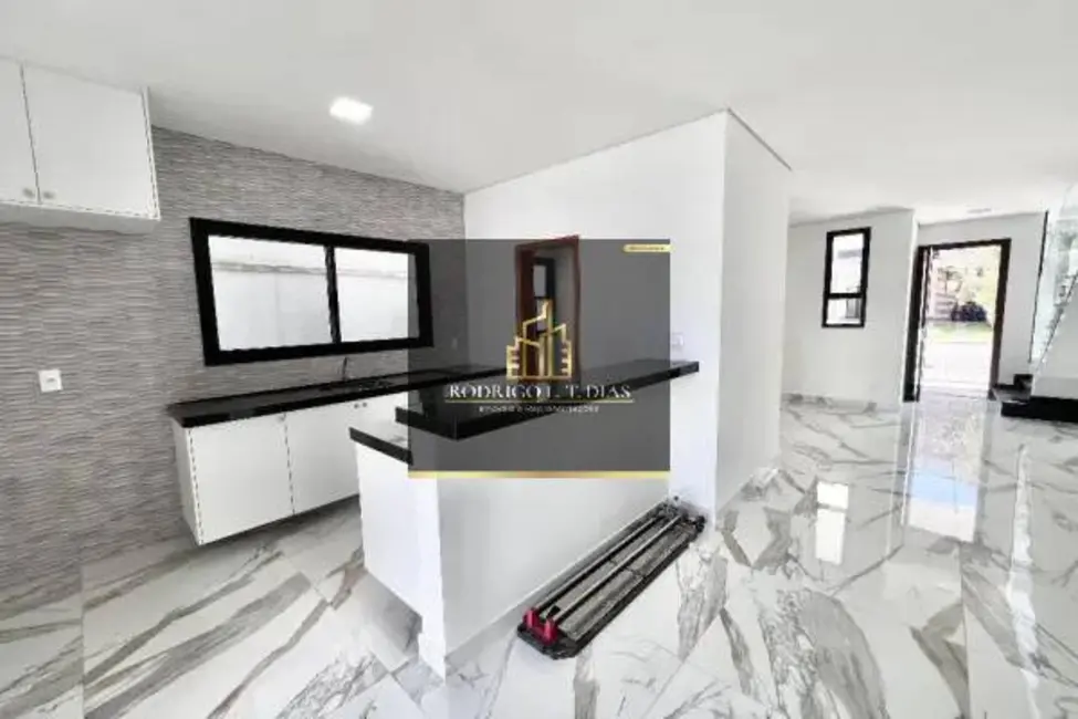 Casa de Condomínio com 3 quartos para alugar, 170m2 em Jundiai - SP - imagem 4 Foto 4 de Casa de Condomínio com 3 quartos para alugar, 170m2 em Jundiai - SP