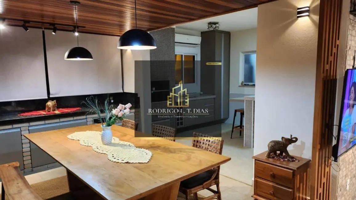 Foto 7 de Casa de Condomínio com 3 quartos à venda, 1052m2 em Centro, Cabreuva - SP