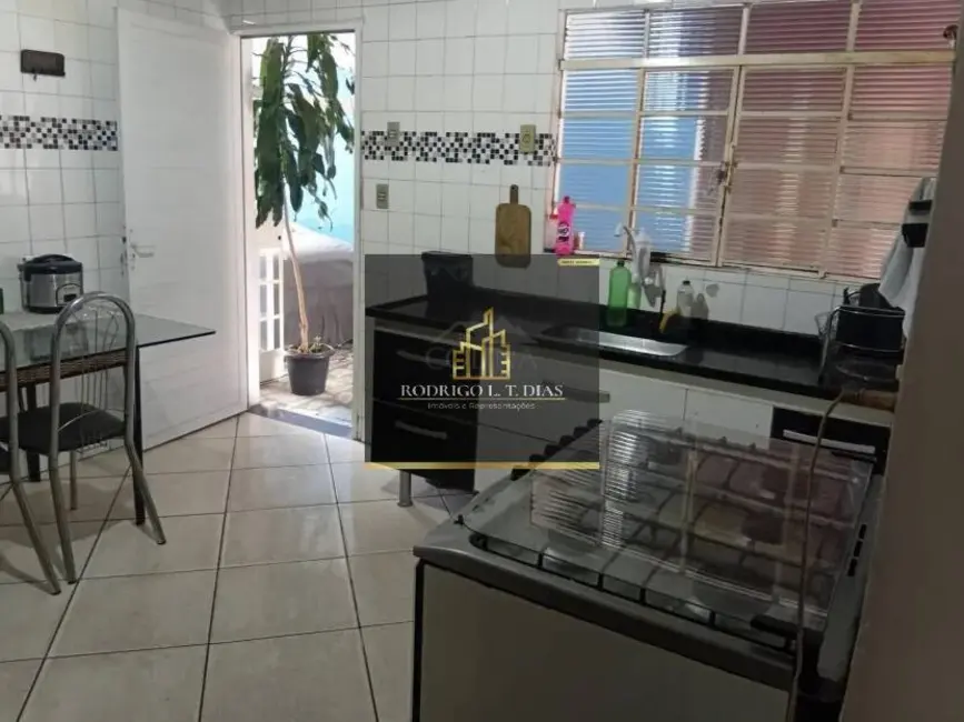 Foto 3 de Casa com 3 quartos à venda, 128m2 em Vila Isabel Eber, Jundiai - SP