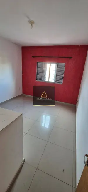 Foto 2 de Casa com 2 quartos para alugar, 60m2 em Jundiai - SP