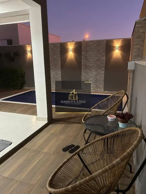 Casa de Condomínio com 3 quartos à venda, 145m2 em Jardim Carolina, Jundiai - SP - imagem 2 Foto 2 de Casa de Condomínio com 3 quartos à venda, 145m2 em Jardim Carolina, Jundiai - SP