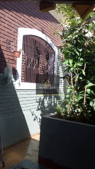 Casa com 3 quartos à venda, 125m2 em Vila Isabel Eber, Jundiai - SP - imagem 3 Foto 3 de Casa com 3 quartos à venda, 125m2 em Vila Isabel Eber, Jundiai - SP