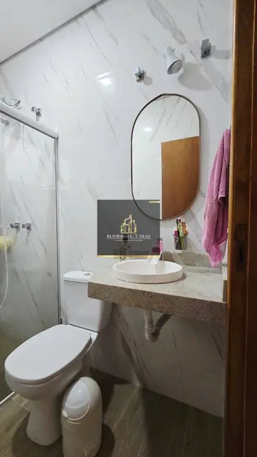 Foto 2 de Casa de Condomínio com 2 quartos à venda, 225m2 em Jardim Quintas das Videiras, Jundiai - SP