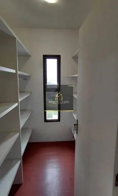 Foto 2 de Apartamento com 5 quartos para alugar, 230m2 em Vila Japi II, Jundiai - SP
