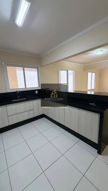 Foto 1 de Casa de Condomínio com 3 quartos para alugar, 173m2 em Jardim Ermida I, Jundiai - SP