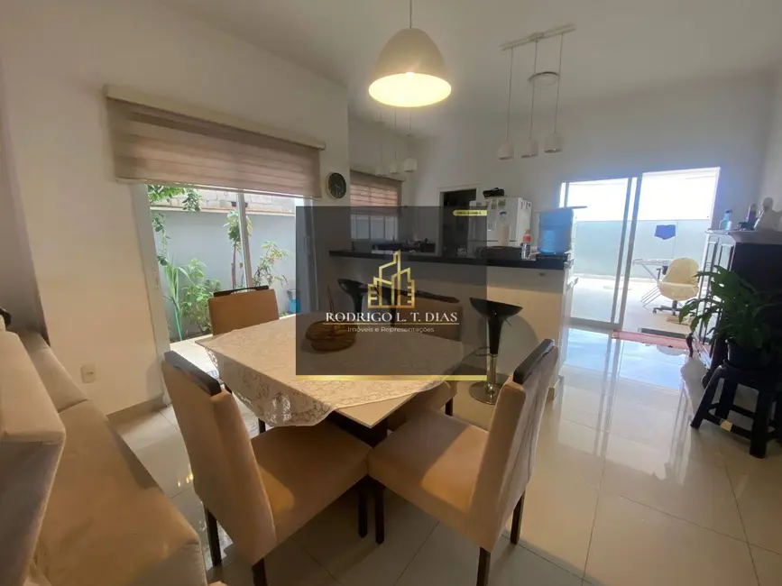 Foto 2 de Casa de Condomínio com 3 quartos à venda, 165m2 em Itupeva - SP