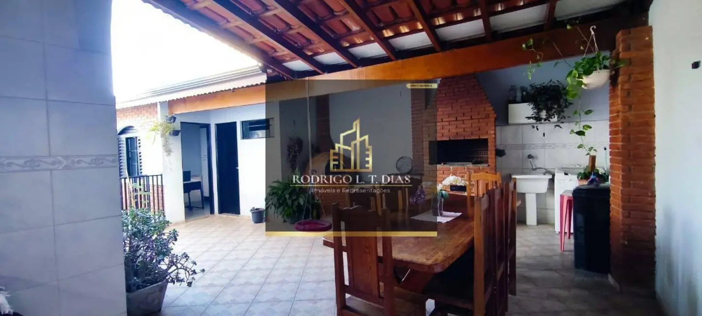 Foto 4 de Casa com 2 quartos à venda, 208m2 em Jundiai - SP
