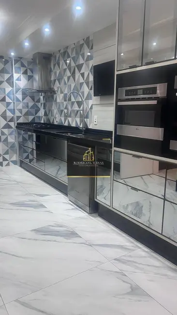 Apartamento com 2 quartos para alugar, 216m2 em Jardim São Bento, Jundiai - SP - imagem 8 Foto 8 de Apartamento com 2 quartos para alugar, 216m2 em Jardim São Bento, Jundiai - SP