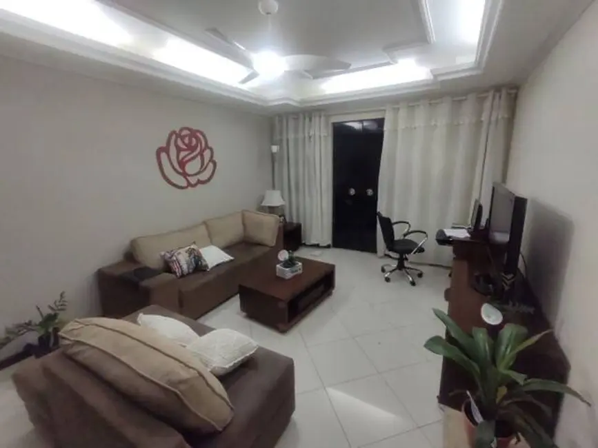 Foto 1 de Apartamento com 4 quartos à venda e para alugar, 180m2 em Parque Jóquei Club, Campos Dos Goytacazes - RJ