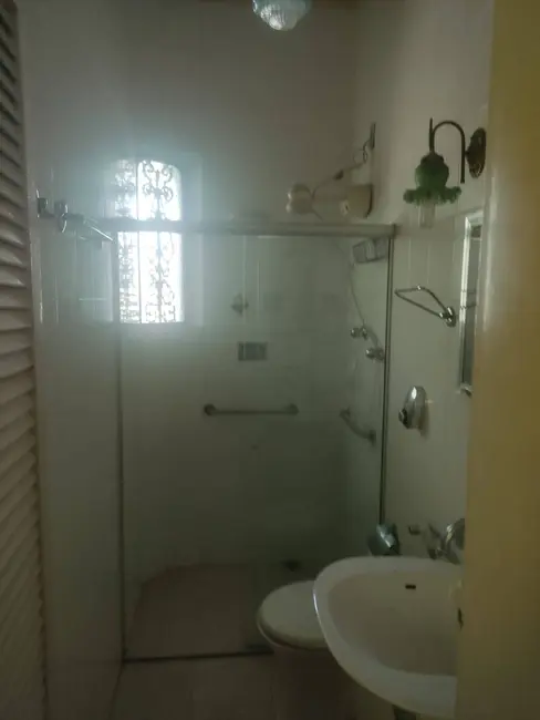 Foto 3 de Casa com 4 quartos à venda em Centro, Campos Dos Goytacazes - RJ