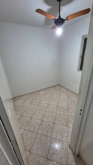Foto 5 de Apartamento com 3 quartos à venda e para alugar, 75m2 em Parque Califórnia, Campos Dos Goytacazes - RJ