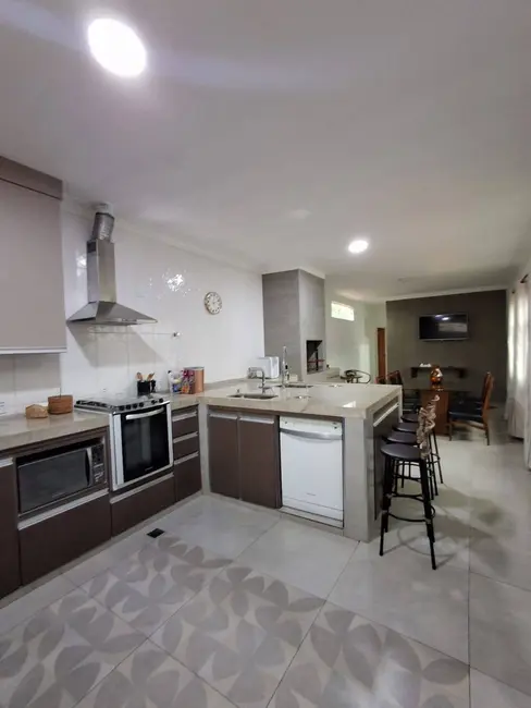 Foto 1 de Sobrado com 5 quartos à venda, 250m2 em Jardim Messina, Jundiai - SP